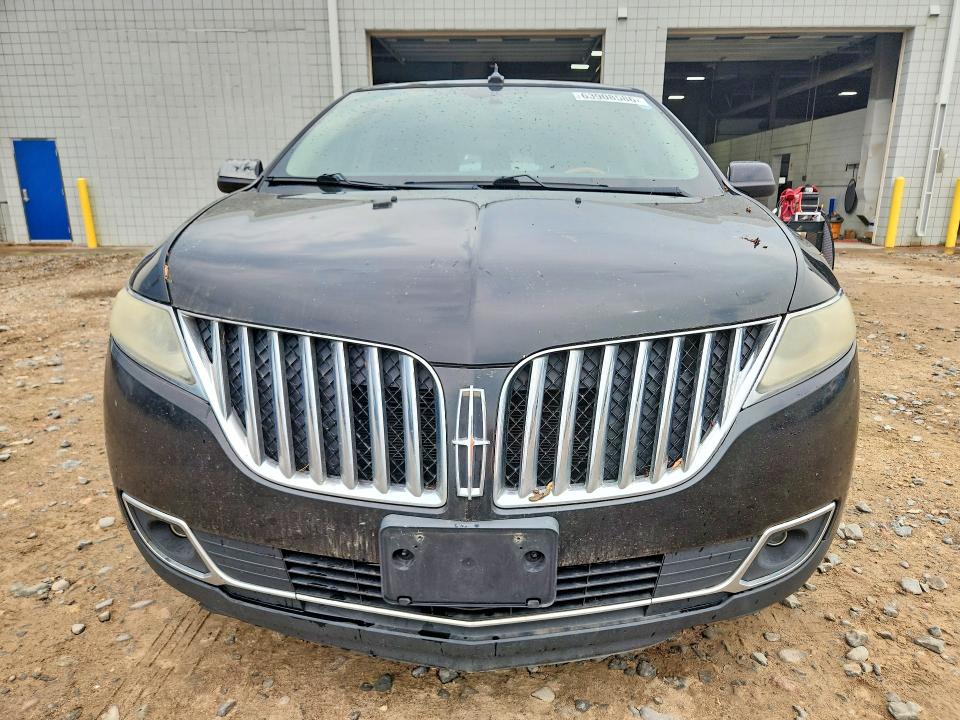 Photo 5 from auction – 2011 LINCOLN MKX with VIN 2LMDJ8JK7BBJ24958