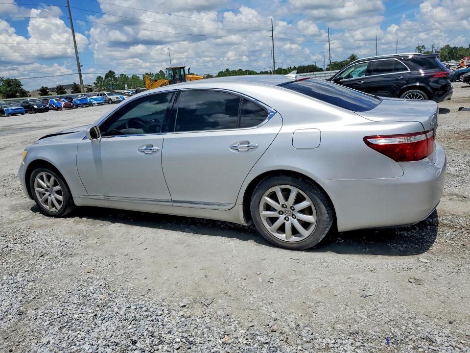 Photo 2 from auction – 2008 LEXUS LS with VIN JTHBL46F285080773