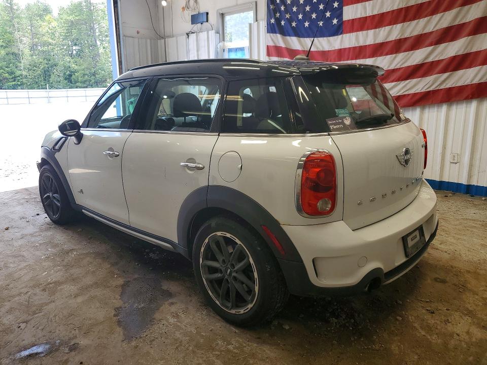 Photo 2 from auction – 2015 MINI COOPER with VIN WMWZC5C52FWM19425
