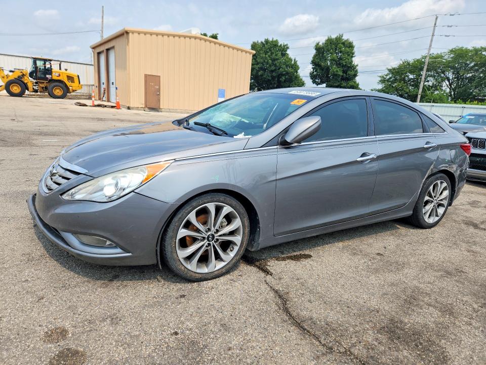 HYUNDAI SONATA 2013 with VIN 5NPEC4AB2DH791970 - Photo from auction