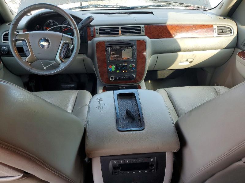 Photo 8 from auction – 2010 CHEVROLET TAHOE with VIN 1GNUCCE06AR152159