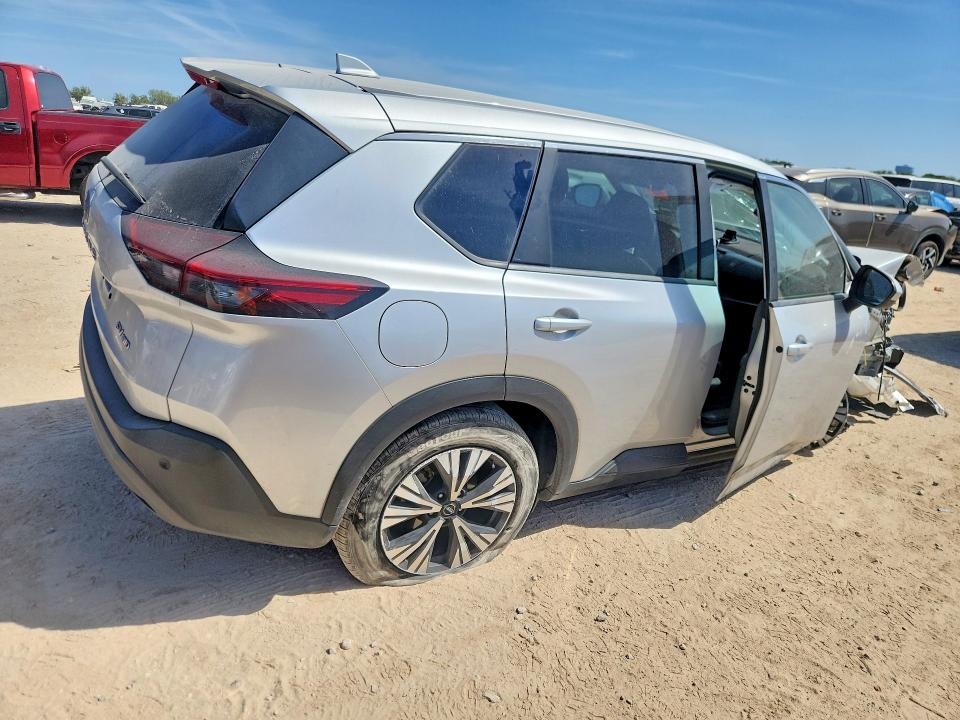 Photo 3 from auction – 2023 NISSAN ROGUE with VIN 5N1BT3BBXPC895985