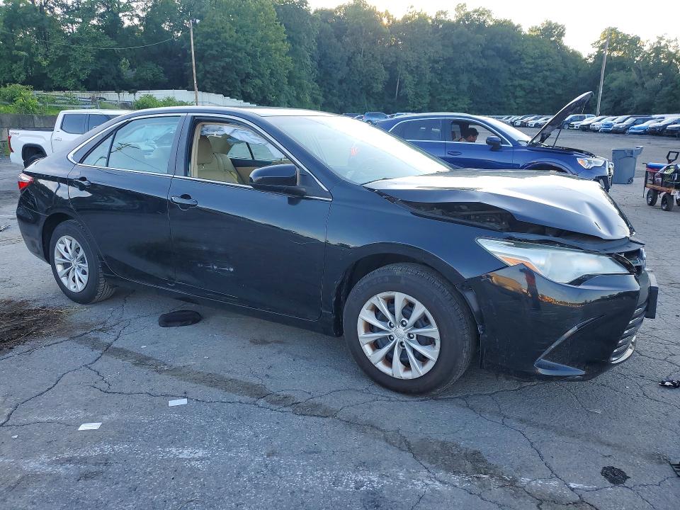 Photo 4 from auction – 2016 TOYOTA CAMRY with VIN 4T4BF1FK1GR572687