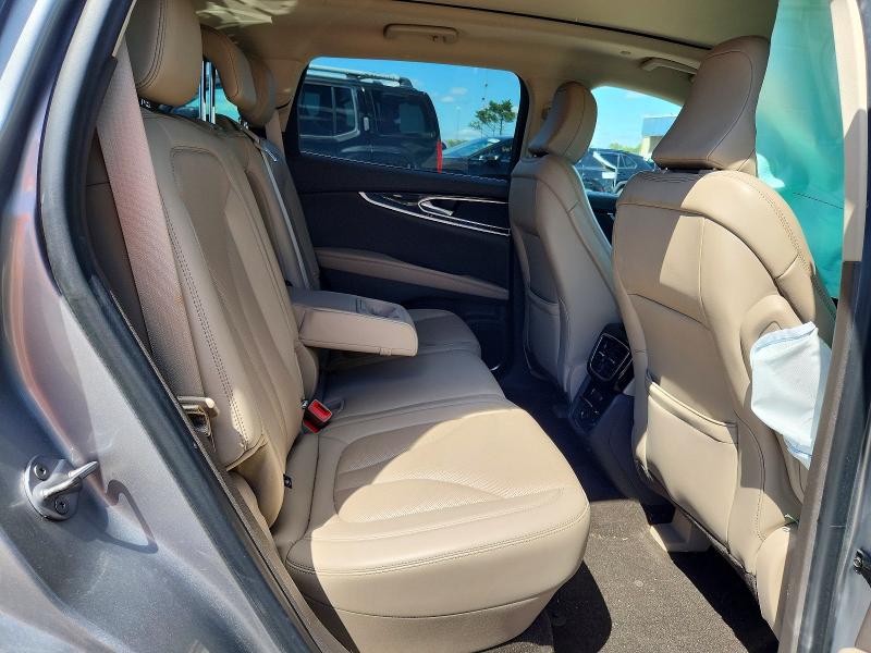 Photo 11 from auction – 2022 LINCOLN NAUTILUS with VIN 2LMPJ8K94NBL07117