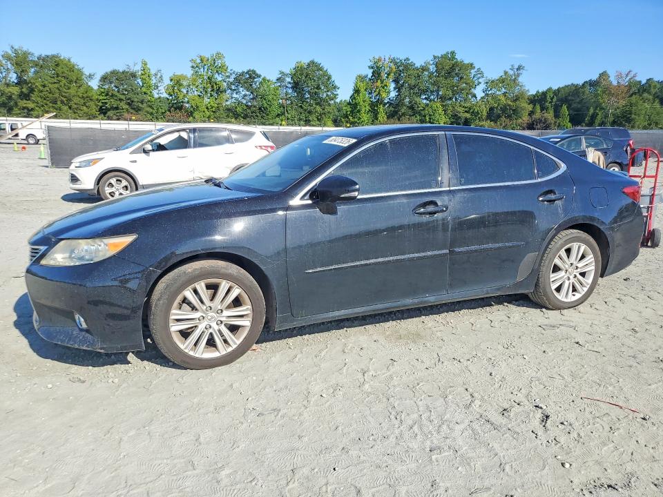 LEXUS ES 2015 with VIN JTHBK1GG1F2152313 - Photo from auction