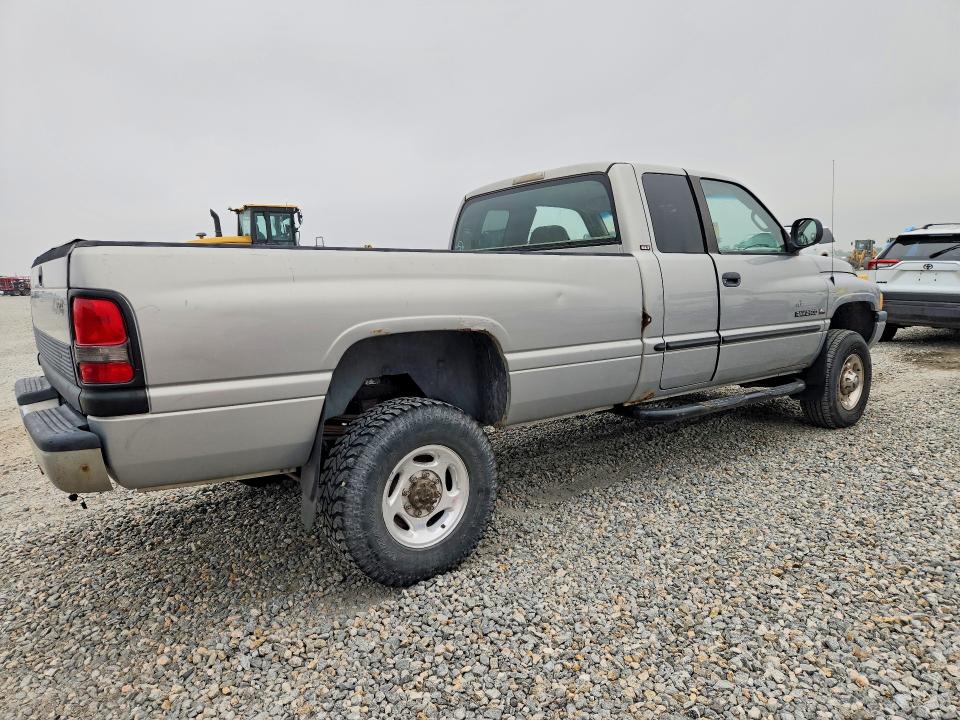 Photo 3 from auction – 2001 DODGE RAM 2500 with VIN 1B7KF23Z21J252826