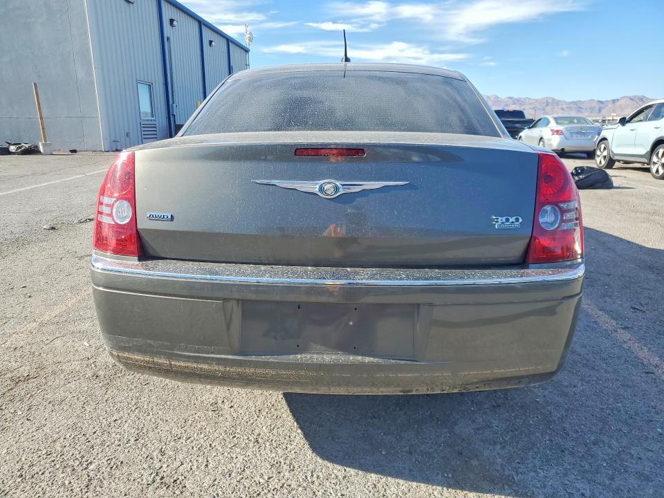 Photo 6 from auction – 2008 CHRYSLER 300 with VIN 2C3LK33G28H187612