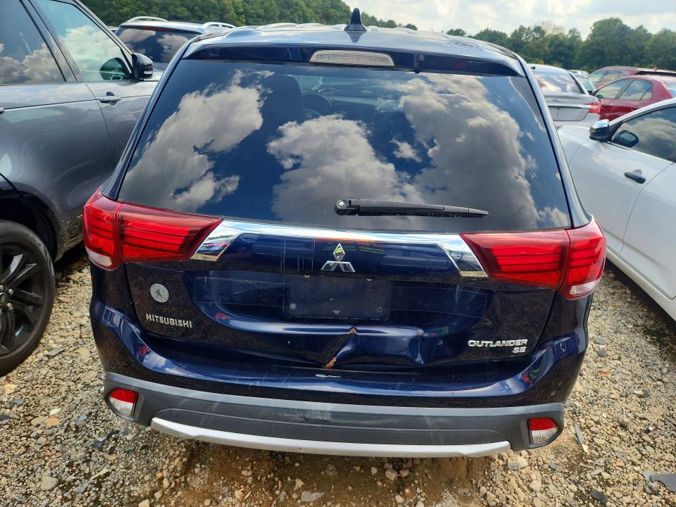 Photo 6 from auction – 2017 MITSUBISHI OUTLANDER with VIN JA4AD3A35HZ031362