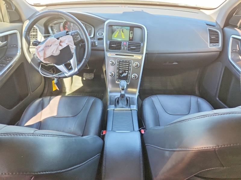 Photo 8 from auction – 2016 VOLVO XC60 with VIN YV4612RK4G2848871