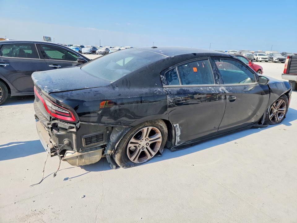Photo 3 from auction – 2018 DODGE CHARGER with VIN 2C3CDXBGXJH180321