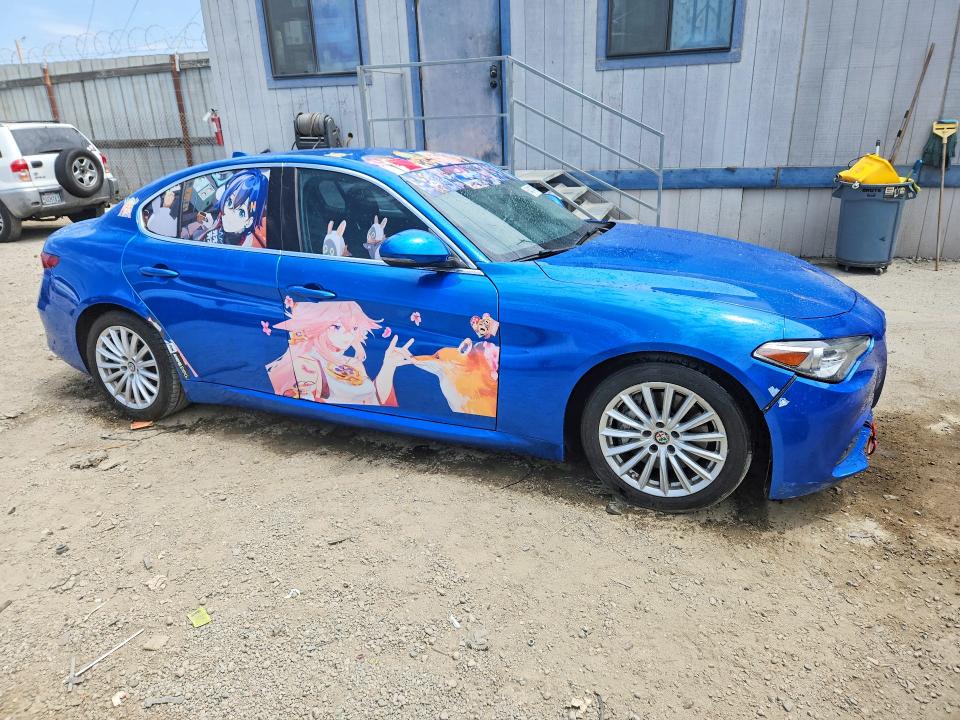 Photo 4 from auction – 2021 ALFA ROMEO GIULIA with VIN ZARFAMAN1M7643825