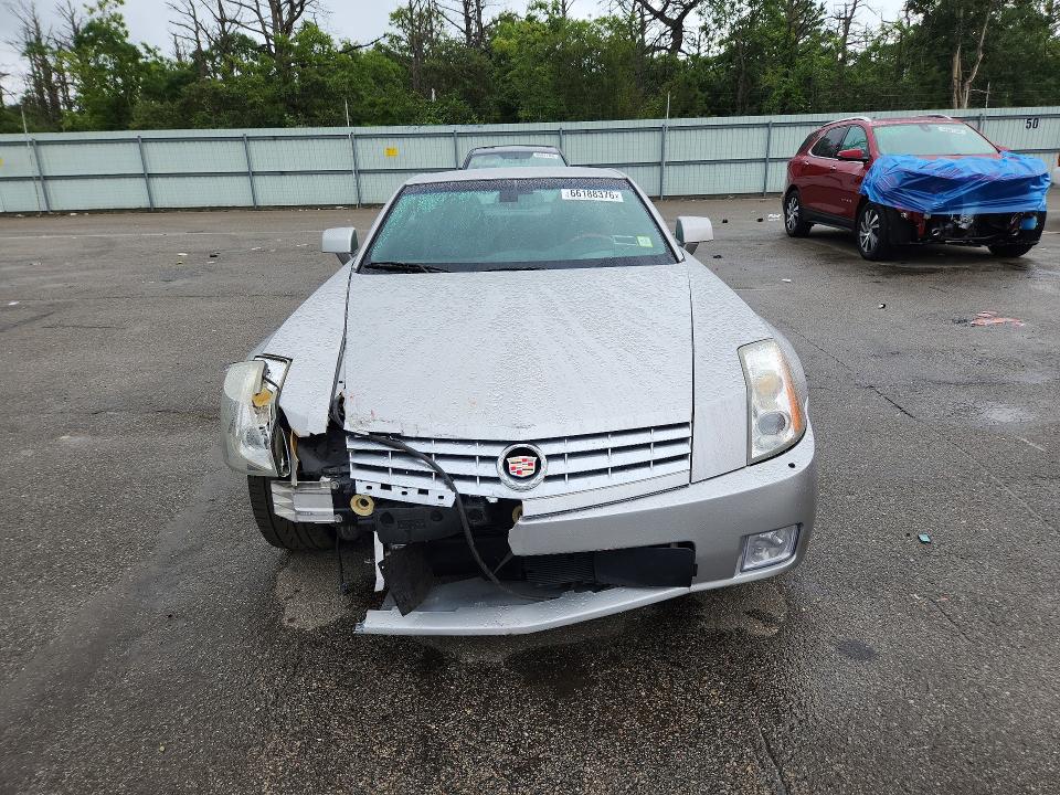 Photo 5 from auction – 2005 CADILLAC XLR with VIN 1G6YV34A455601367