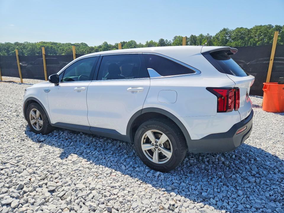 Photo 2 from auction – 2022 KIA SORENTO with VIN 5XYRG4LC4NG144040