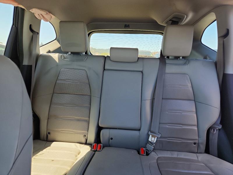 Photo 10 from auction – 2017 HONDA CR-V with VIN 7FARW1H81HE008065