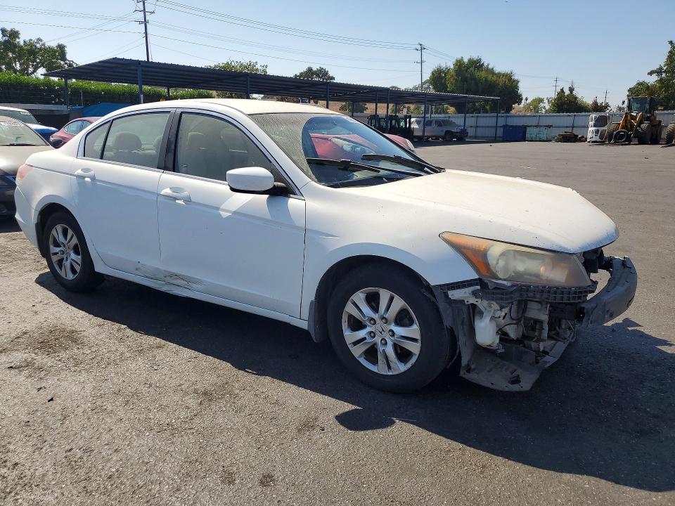 Photo 4 from auction – 2008 HONDA ACCORD with VIN JHMCP26418C064913