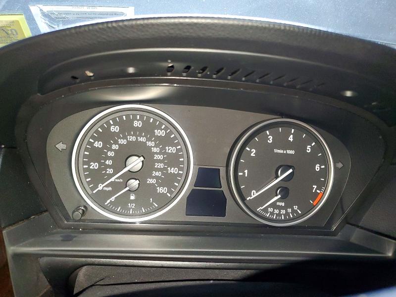 Photo 9 from auction – 2010 BMW 528 with VIN WBANV1C50AC445453