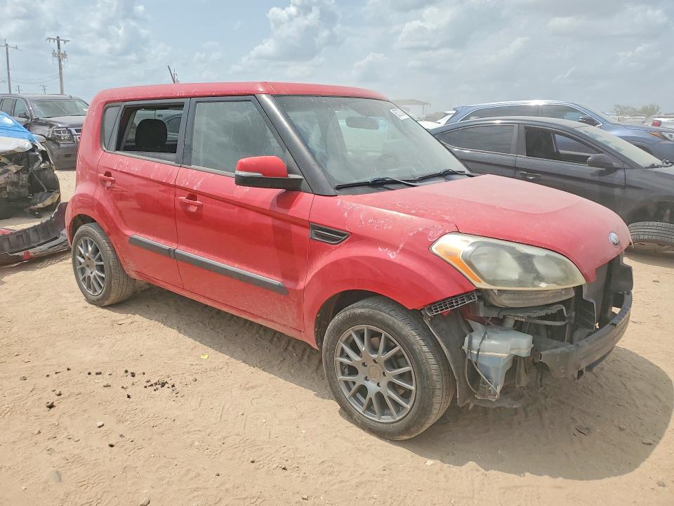Photo 4 from auction – 2013 KIA SOUL with VIN KNDJT2A64D7513677