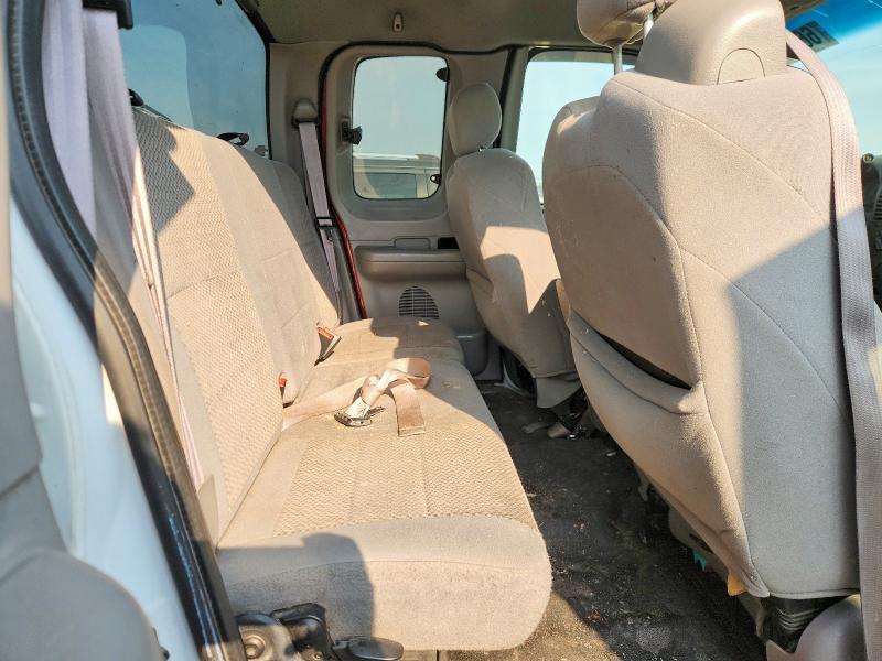 Снимка 10 от търг – 2003 FORD F150 с VIN 2FTRX18L63CA30012
