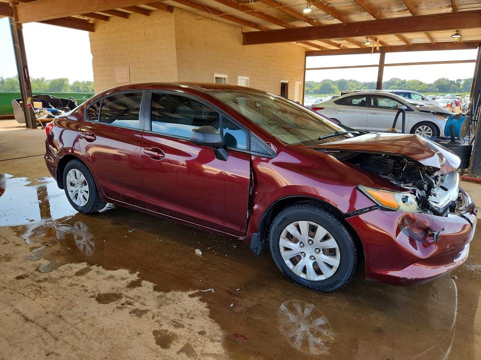Photo 4 from auction – 2012 HONDA CIVIC with VIN 19XFB2F50CE095691