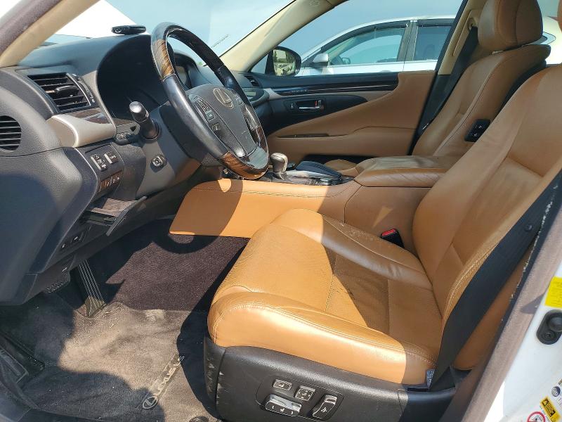 Photo 7 from auction – 2013 LEXUS LS with VIN JTHCL5EF0D5019251