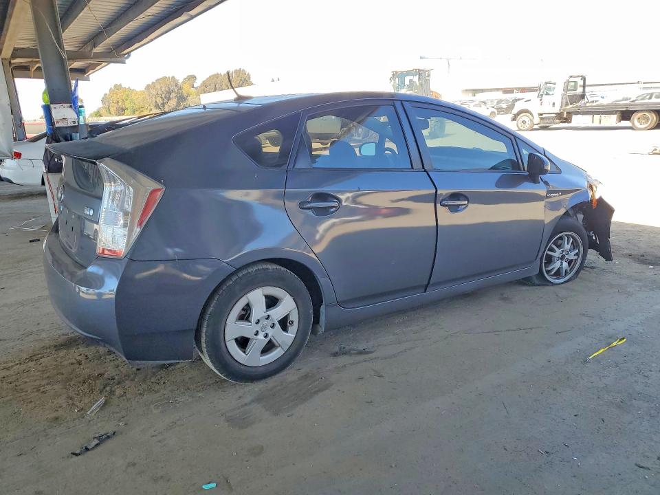Photo 3 from auction – 2010 TOYOTA PRIUS with VIN JTDKN3DU1A0032076