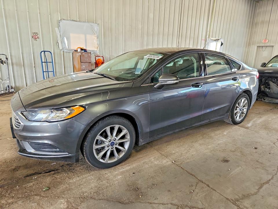 FORD FUSION 2017 مع رقم تعريف المركبة 3FA6P0HD0HR328503 - صورة من المزاد