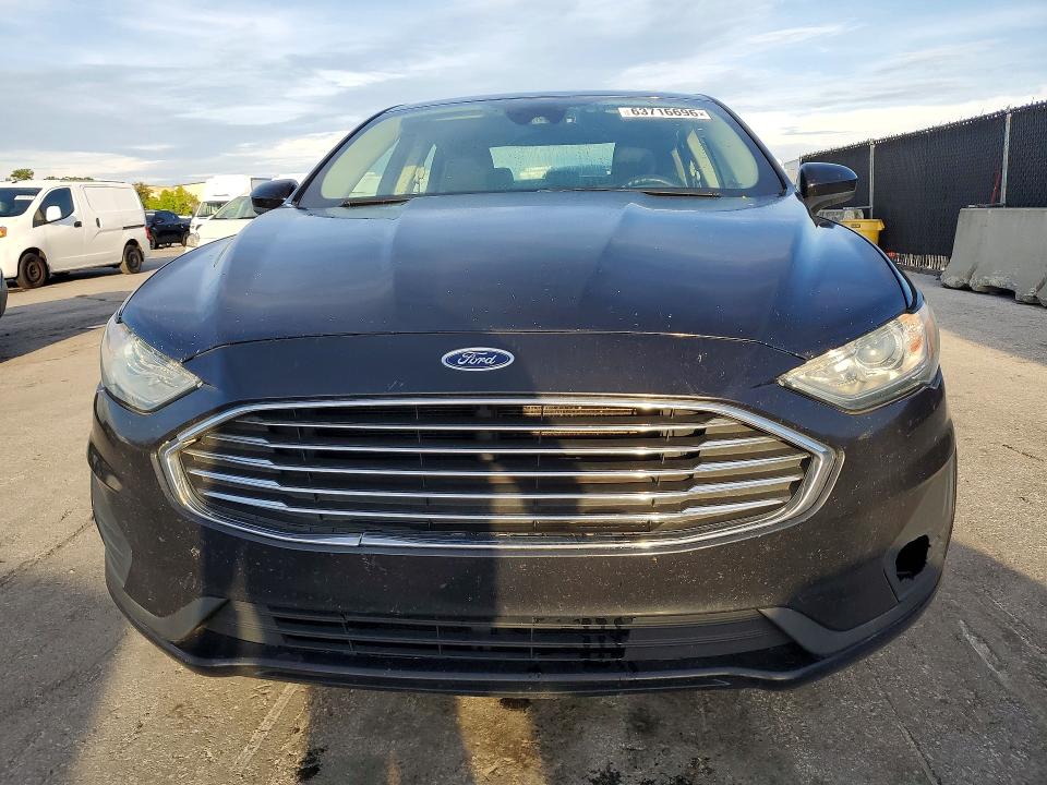 Photo 5 from auction – 2019 FORD FUSION with VIN 3FA6P0HD2KR154358
