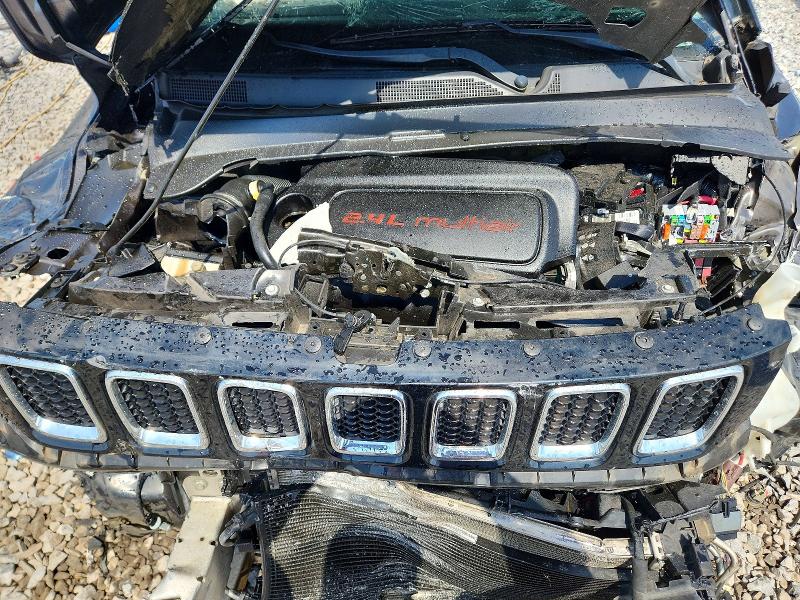 Фото 12 с аукциона – 2018 JEEP COMPASS с VIN 3C4NJDCB9JT365515