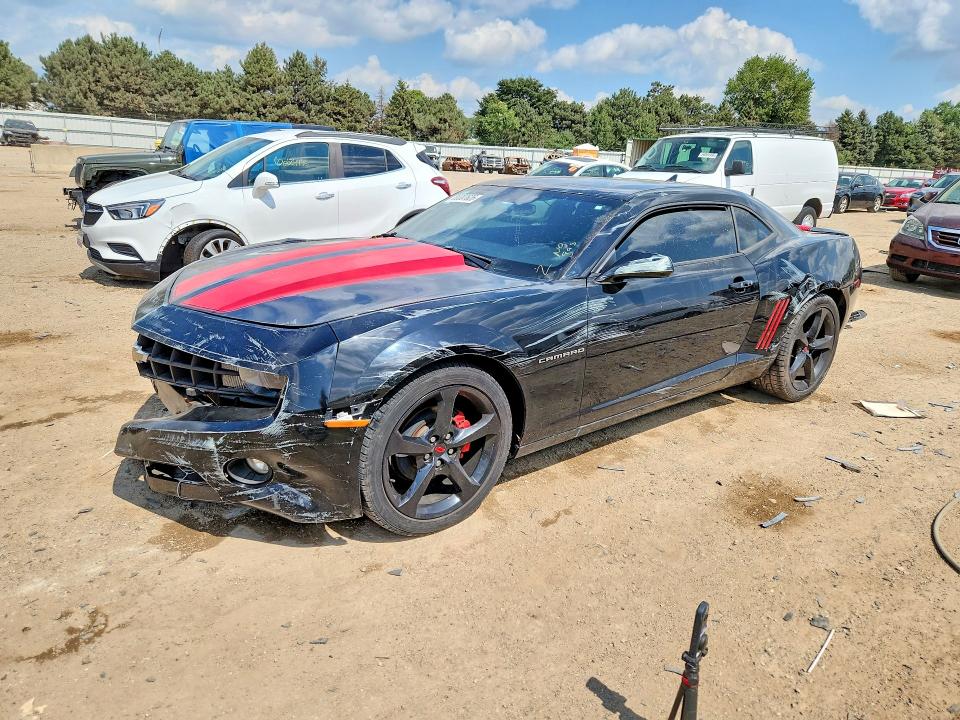 CHEVROLET CAMARO 2013 с VIN 2G1FB1E33D9129304 - Снимка от търг
