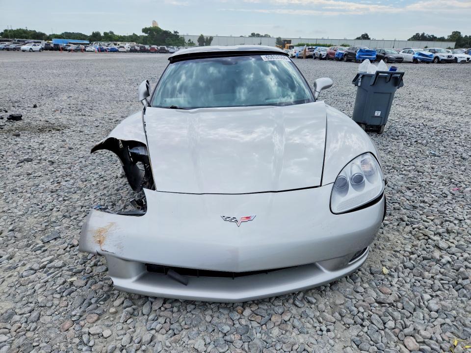 Photo 5 from auction – 2005 CHEVROLET CORVETTE with VIN 1G1YY24U055121246