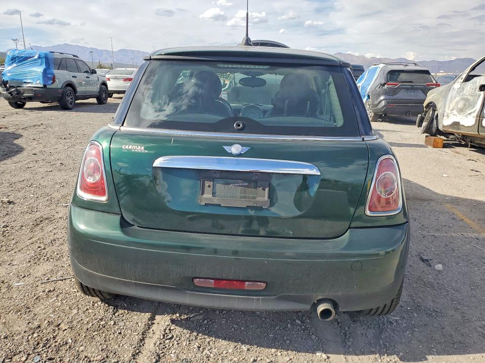 Photo 6 from auction – 2012 MINI COOPER with VIN WMWSU3C5XCT184577