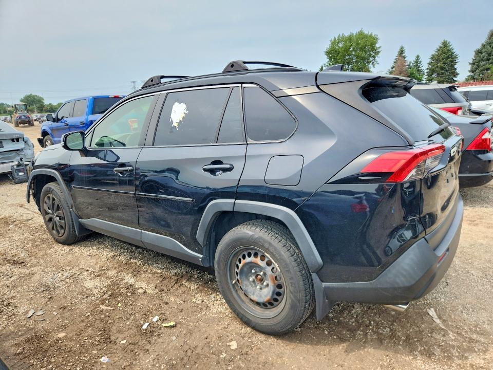 Photo 2 from auction – 2019 TOYOTA RAV4 with VIN JTMG1RFV0KD034857