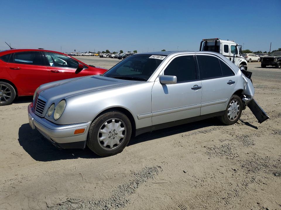 1997 MERCEDES-BENZ E - Търг №64270076