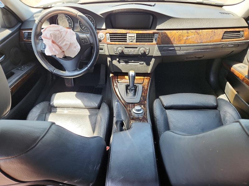 Photo 8 from auction – 2006 BMW 330 with VIN WBAVB33546PS19419