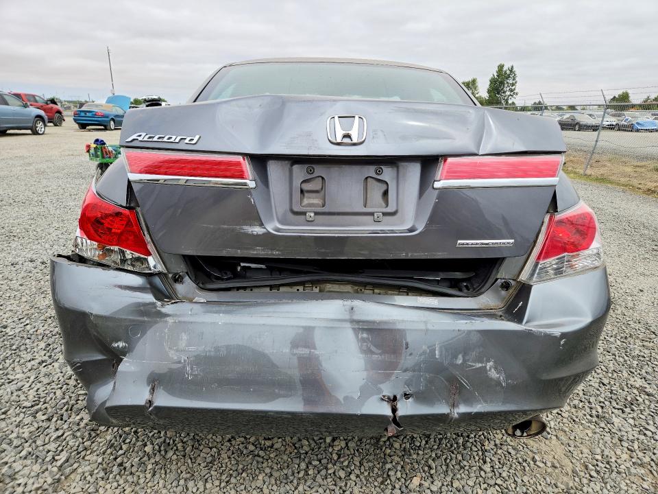 Photo 6 from auction – 2011 HONDA ACCORD with VIN 1HGCP2F63BA062393