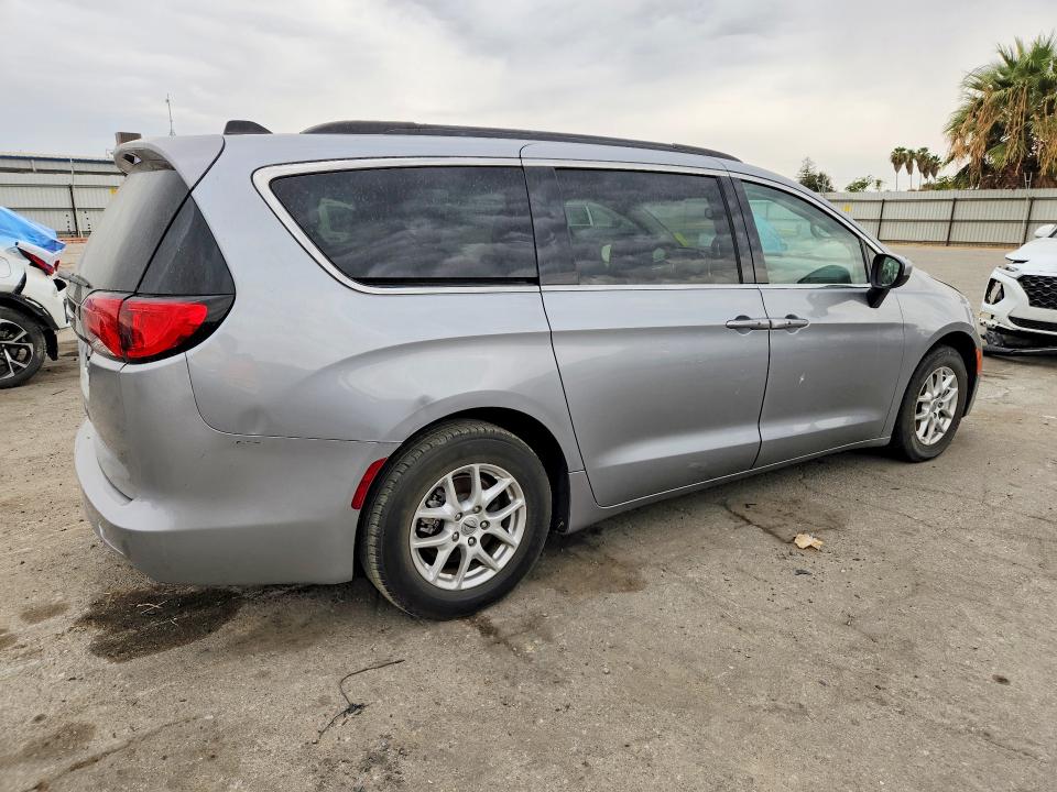 Photo 3 from auction – 2021 CHRYSLER VOYAGER with VIN 2C4RC1DG9MR521046