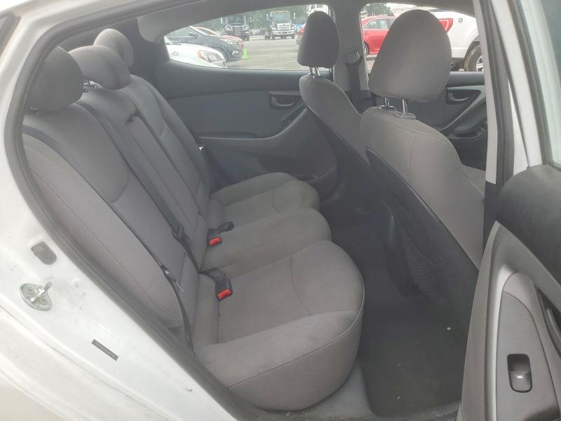 Photo 10 from auction – 2016 HYUNDAI ELANTRA with VIN 5NPDH4AE8GH692081