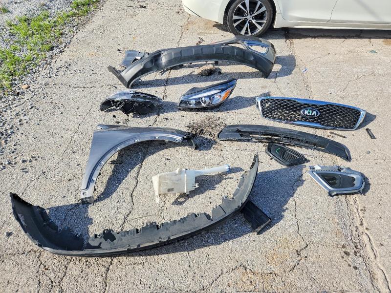 Photo 13 from auction – 2017 KIA SORENTO with VIN 5XYPGDA32HG210745