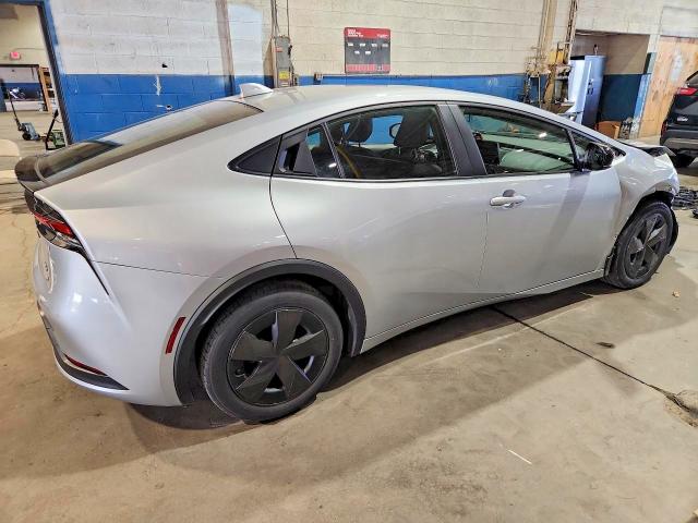 Photo 2 from auction – 2025 TOYOTA PRIUS with VIN JTDACAAU7S3054643