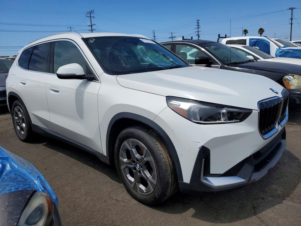 Photo 4 from auction – 2023 BMW X1 with VIN WBX73EF0XP5Y21522