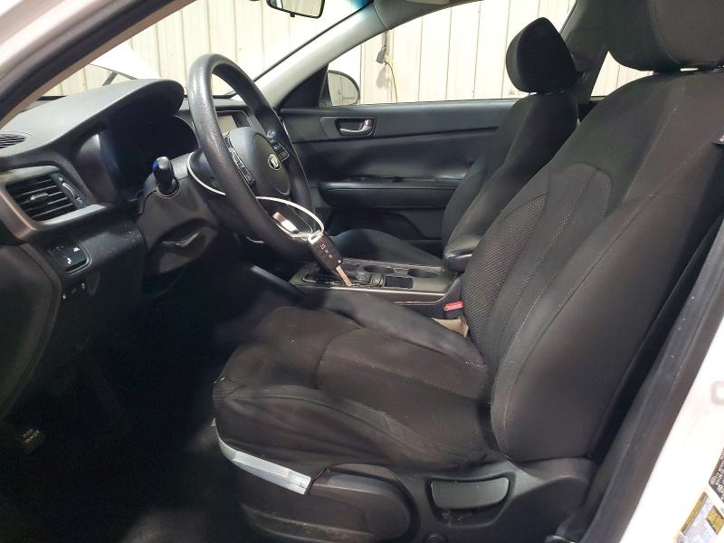Photo 7 from auction – 2019 KIA OPTIMA with VIN 5XXGT4L35KG326168