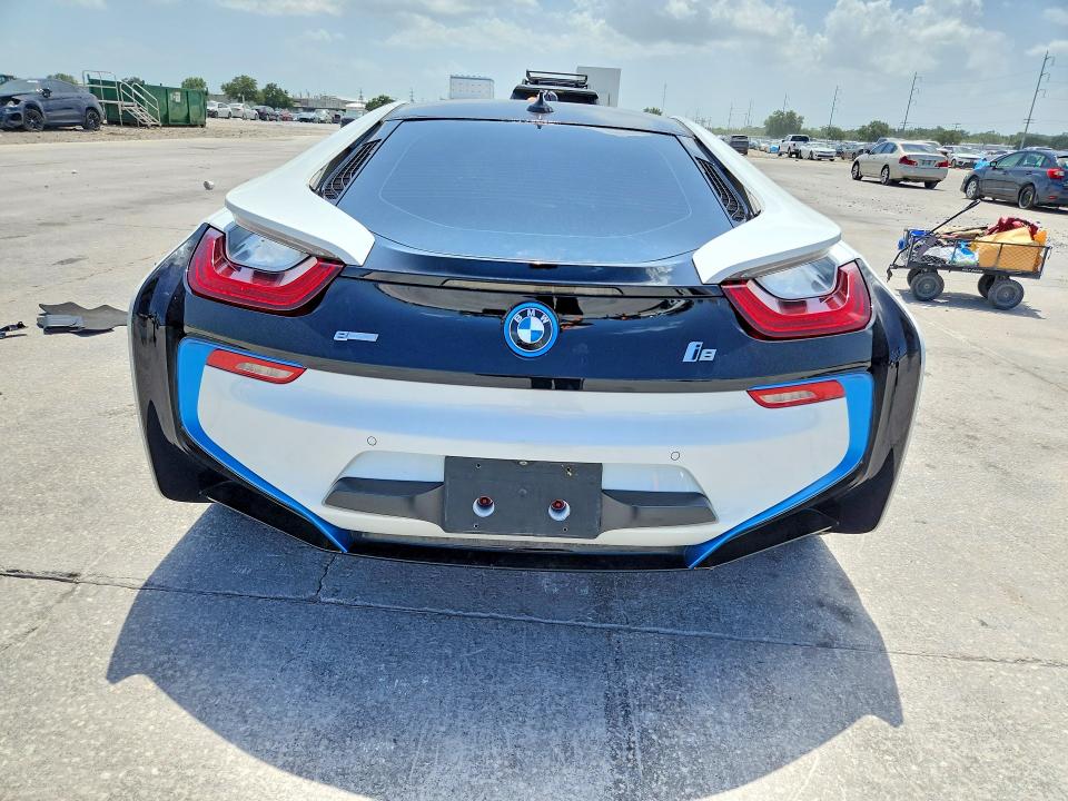Zdjęcie 6 z aukcji – 2016 BMW I8 z VIN WBY2Z2C59GV675486
