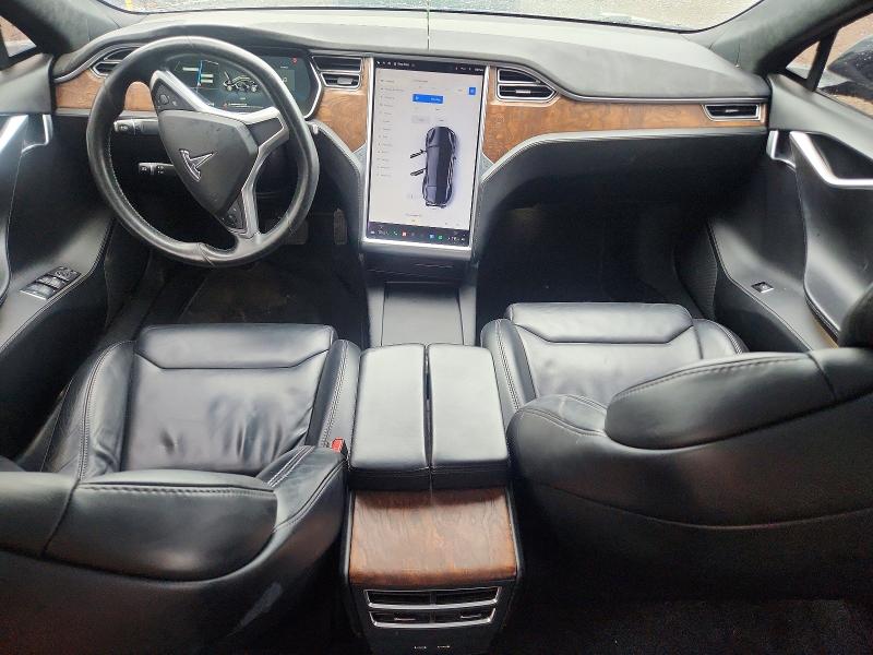 Photo 8 from auction – 2017 TESLA MODEL S with VIN 5YJSA1E26HF194519