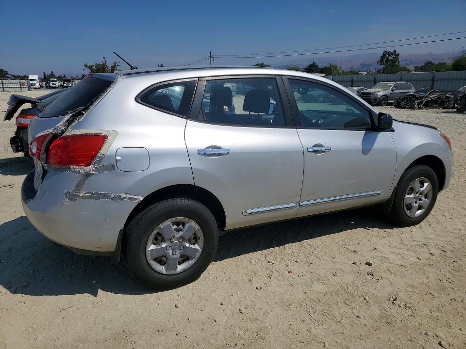 Photo 3 from auction – 2014 NISSAN ROGUE SELECT with VIN JN8AS5MT6EW102525