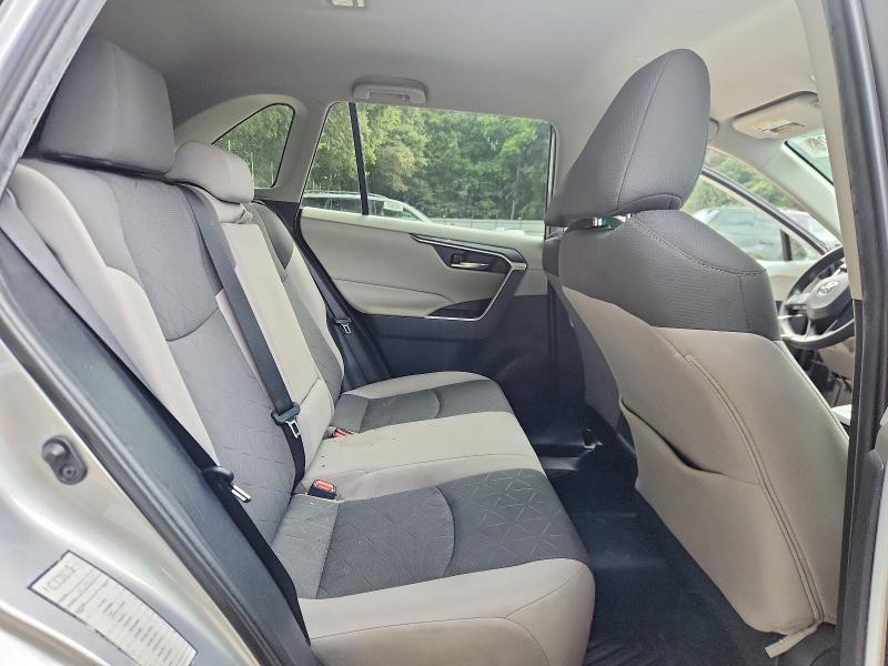 Photo 10 from auction – 2020 TOYOTA RAV4 with VIN 2T3P1RFV9LC100490