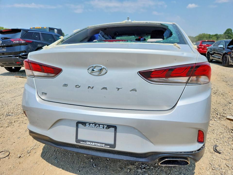 Photo 6 from auction – 2019 HYUNDAI SONATA with VIN 5NPE24AF3KH819424