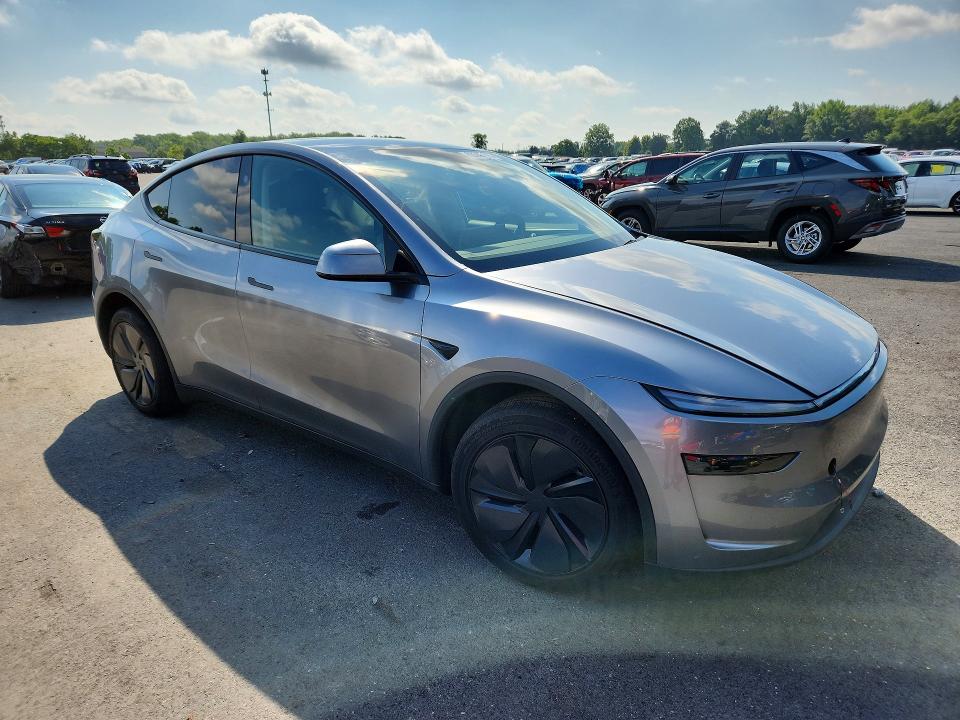 Photo 4 from auction – 2026 TESLA MODEL Y with VIN 7SAYGDED1TF434132