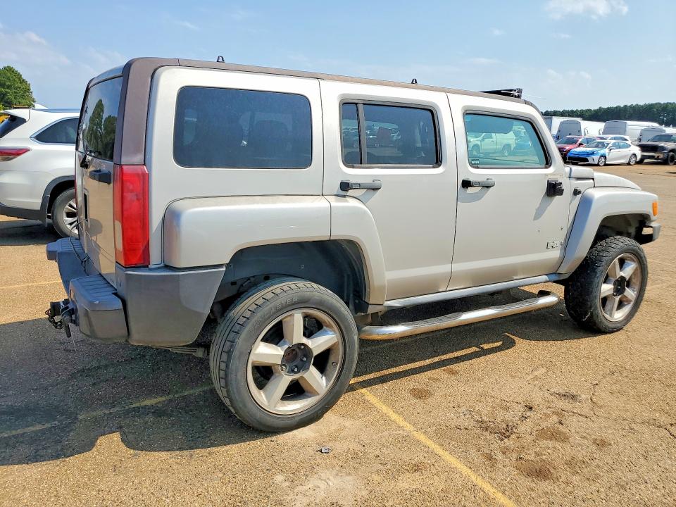 Photo 3 from auction – 2006 HUMMER H3 with VIN 5GTDN136068194993