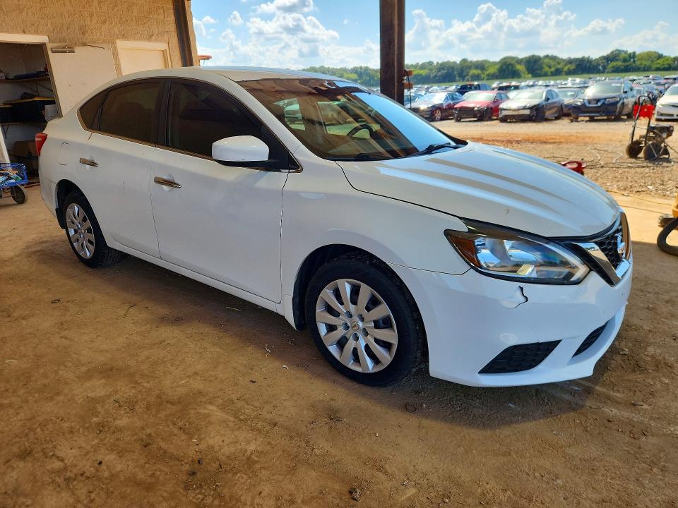 Photo 4 from auction – 2016 NISSAN SENTRA with VIN 3N1AB7AP6GY300910