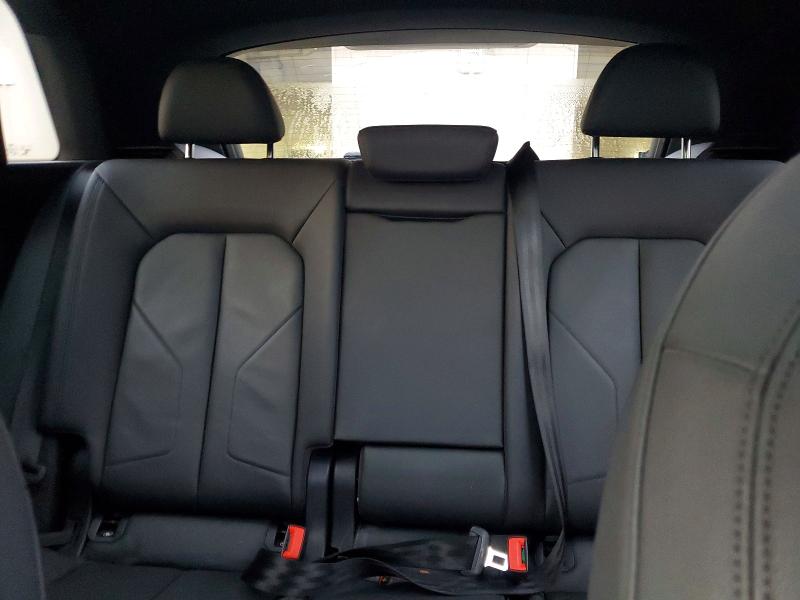 Photo 10 from auction – 2020 AUDI Q3 with VIN WA1AECF31L1082452